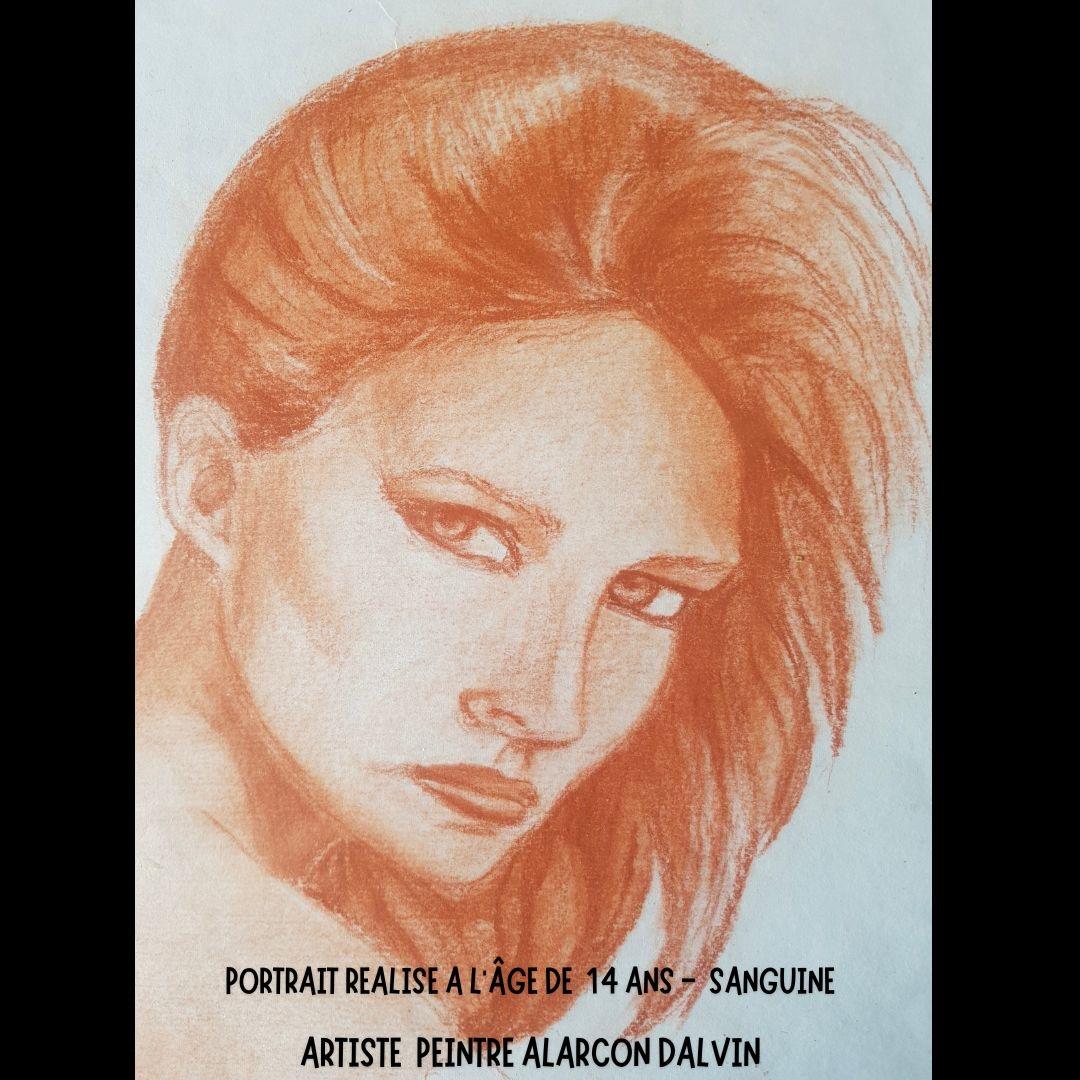 Portrait d'une amie réalisé à 14 ans - Technique sanguine sur papier Mes premiers portraits étaient des dessins je suis une artiste peintre autodidacte j'ai donc commence très jeune à dessiner des portraits avant de devenir artiste peintre professionnelle passer à une peinture femme moderne