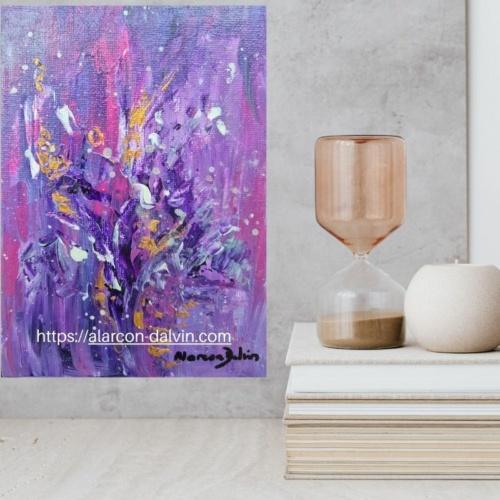 Peinture abstraite violet et or réalisée par l’artiste peintre Alarcon Dalvin, tableau moderne original sur toile