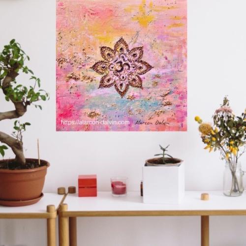 Mandala chakra couronne abstrait au-dessus d'une étagère, apportant sérénité et harmonie à l'espace.