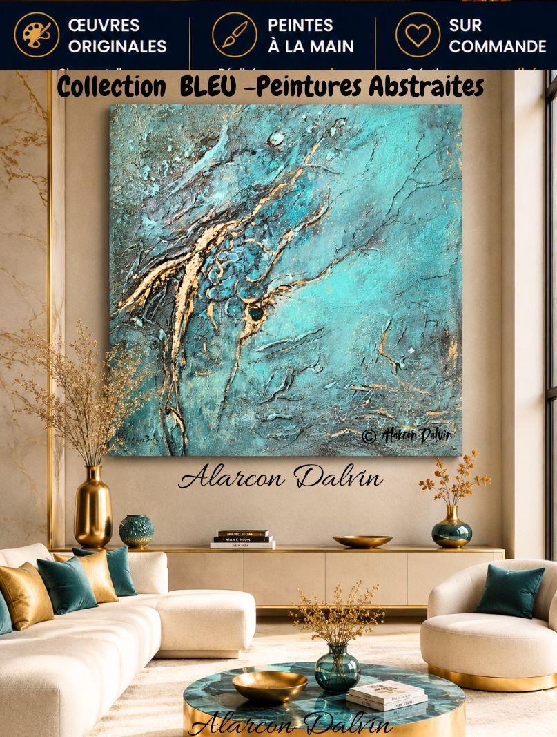Grand tableau abstrait bleu sur toile dans un salon contemporain peinture abstraite bleue à l' acrylique sur toile peint main artiste peintre Alarcon Dalvin