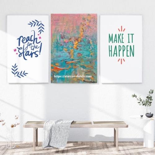 Mise en scène artistique avec tableau abstrait et citations inspirantes en décoration murale