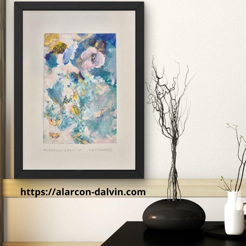 Œuvre sur papier encadrée, réalisée à l’acrylique au couteau dans des tons rose, turquoise et or, création abstraite contemporaine de l’artiste peintre Danielle Alarcon Dalvin.